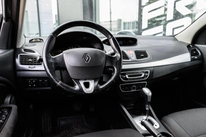 Хетчбэк Renault Megane 2011 года, 600000 рублей, Ульяновск