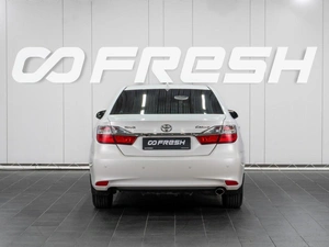 Седан Toyota Camry 2015 года, 1849000 рублей, Сургут