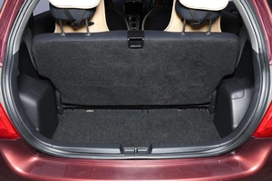 Хетчбэк Toyota Vitz 2009 года, 689000 рублей, Новосибирск