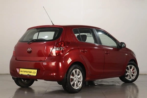 Хетчбэк Hyundai i20 2010 года, 559000 рублей, Челябинск