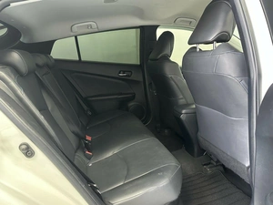 Лифтбек Toyota Prius 2019 года, 2200000 рублей, Красноярск