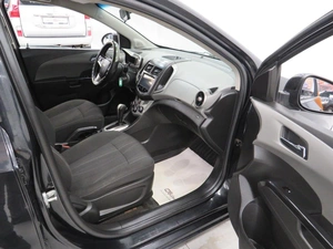 Седан Chevrolet Aveo 2014 года, 640000 рублей, Калуга