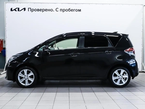 Хетчбэк Toyota Ractis 2016 года, 1029000 рублей, Красноярск
