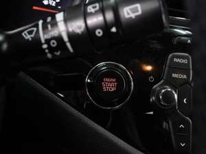 Хетчбэк Kia Ceed 2013 года, 1399000 рублей, Тюмень