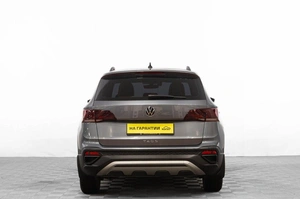 Внедорожник Volkswagen Taos 2021 года, 2279000 рублей, Барнаул