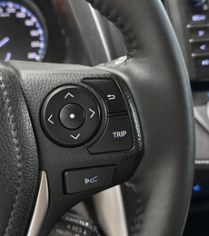 Внедорожник Toyota RAV4 2017 года, 2597000 рублей, Красноярск