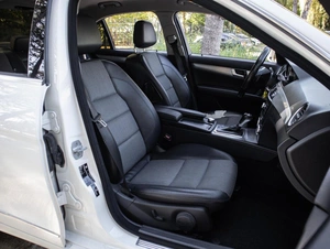 Седан Mercedes-benz C-класс 2011 года, 1300000 рублей, Большой Сочи