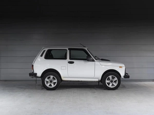 Внедорожник ВАЗ (LADA) Niva Legend 2022 года, 850000 рублей, Санкт-Петербург