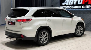 Внедорожник Toyota Highlander 2014 года, 3197000 рублей, Красноярск