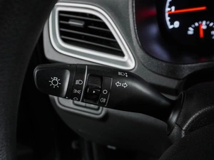 Седан Hyundai Solaris 2019 года, 1819000 рублей, Воронеж