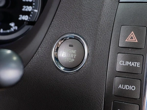 Седан Lexus ES 2011 года, 1395000 рублей, Тюмень