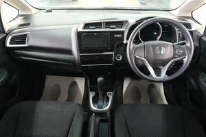 Хетчбэк Honda Fit 2019 года, 1249000 рублей, Омск