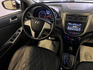 Седан Hyundai Solaris 2016 года, 769000 рублей, Красноярск