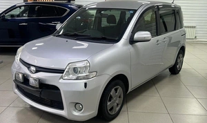 Минивэн Toyota Sienta 2013 года, 1120000 рублей, Ачинск