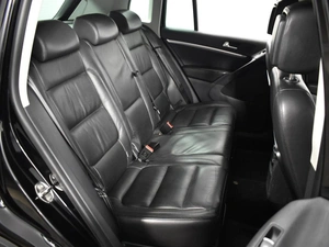 Внедорожник Volkswagen Tiguan 2012 года, 1463900 рублей, Казань