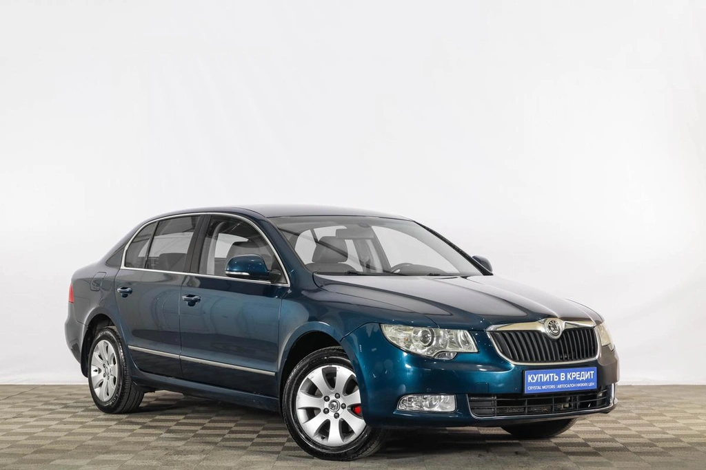 Лифтбек Skoda Superb 2013 года, 1319000 рублей, Тюмень