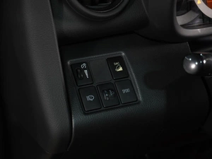 Внедорожник Toyota RAV4 2011 года, 1099000 рублей, Воронеж