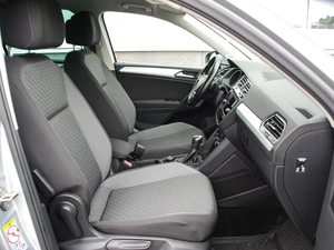 Внедорожник Volkswagen Tiguan 2019 года, 2490000 рублей, Владимир