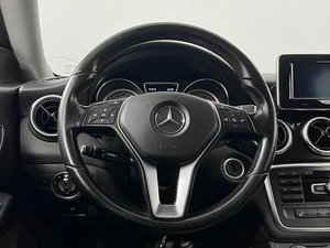 Седан Mercedes-benz CLA-класс 2014 года, 1659900 рублей, Казань