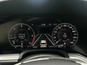 Внедорожник Volkswagen Touareg 2019 года, 4992000 рублей, Красноярск