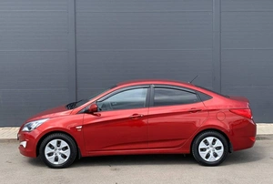 Седан Hyundai Solaris 2016 года, 1200000 рублей, Солонцы
