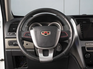 Внедорожник Geely Emgrand X7 2013 года, 550000 рублей, Омск