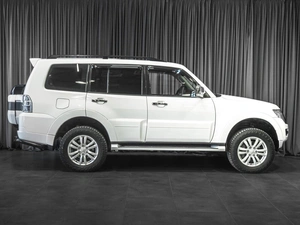 Внедорожник Mitsubishi Pajero 2017 года, 2839000 рублей, Тюмень