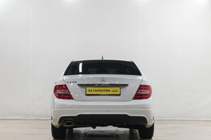 Седан Mercedes-benz C-класс 2011 года, 1369000 рублей, Новокузнецк