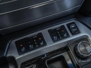 Внедорожник Toyota Land Cruiser 2016 года, 5625000 рублей, Ставрополь