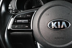 Седан Kia Optima 2019 года, 1879000 рублей, Тюмень