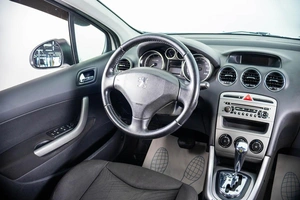 Хетчбэк Peugeot 308 2010 года, 479000 рублей, Пермь