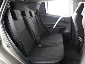 Внедорожник Toyota RAV4 2015 года, 2040000 рублей, Омск