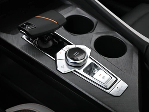 Лифтбек Changan UNI-V 2024 года, 2544000 рублей, Кирилловка