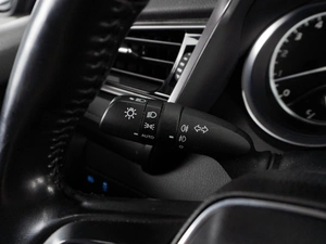 Седан Toyota Camry 2021 года, 3979000 рублей, Тюмень