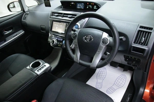Универсал Toyota Prius Alpha 2016 года, 1398000 рублей, Солонцы