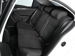 Седан Volkswagen Jetta 2012 года, 1179000 рублей, Аксай