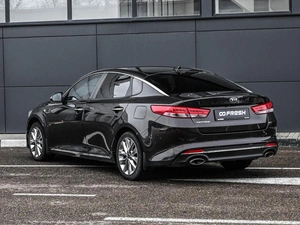 Седан Kia Optima 2018 года, 1999000 рублей, Кирилловка