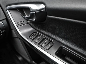 Универсал Volvo V60 2013 года, 1378000 рублей, Кирилловка