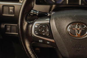 Седан Toyota Camry 2016 года, 1759000 рублей, Челябинск