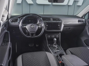 Внедорожник Volkswagen Tiguan 2018 года, 2900000 рублей, Ростов-на-Дону