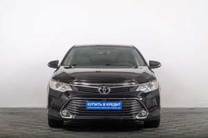 Седан Toyota Camry 2015 года, 2189000 рублей, Томск