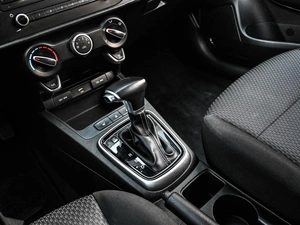 Седан Kia Rio 2020 года, 1624000 рублей, Кирилловка