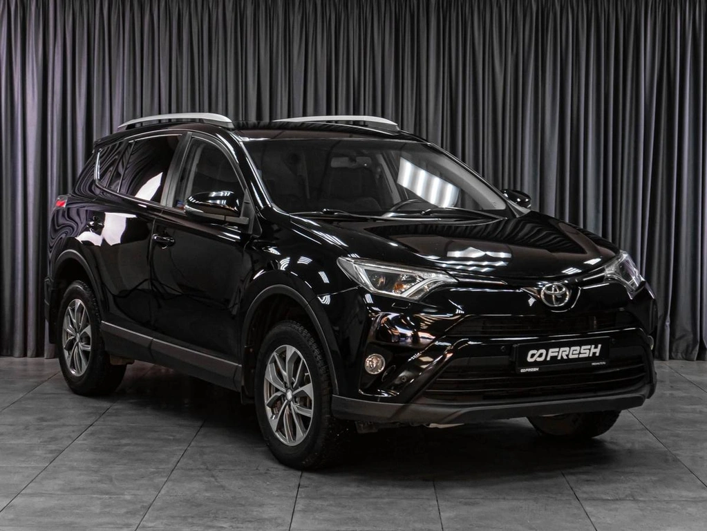 Внедорожник Toyota RAV4 2019 года, 2115000 рублей, Тюмень