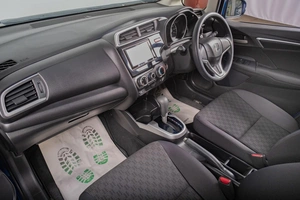 Хетчбэк Honda Fit 2013 года, 1099000 рублей, Томск