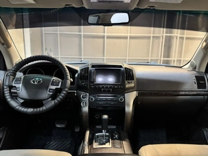 Внедорожник Toyota Land Cruiser 2008 года, 2997000 рублей, Красноярск