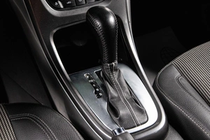 Хетчбэк Opel Astra 2011 года, 619000 рублей, Сургут