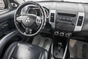 Внедорожник Mitsubishi Outlander 2007 года, 1149000 рублей, Барнаул