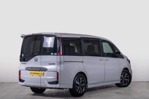 Минивэн Honda Stepwgn Spada 2021 года, 2679000 рублей, Томск