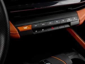 Лифтбек Changan UNI-V 2023 года, 2099000 рублей, Тюмень