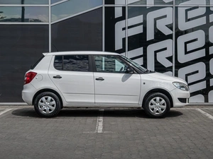 Хетчбэк Skoda Fabia 2013 года, 639000 рублей, Краснодар